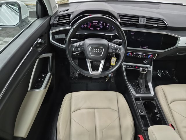 Used 2019 Audi Q3 2.0T Premium image 13