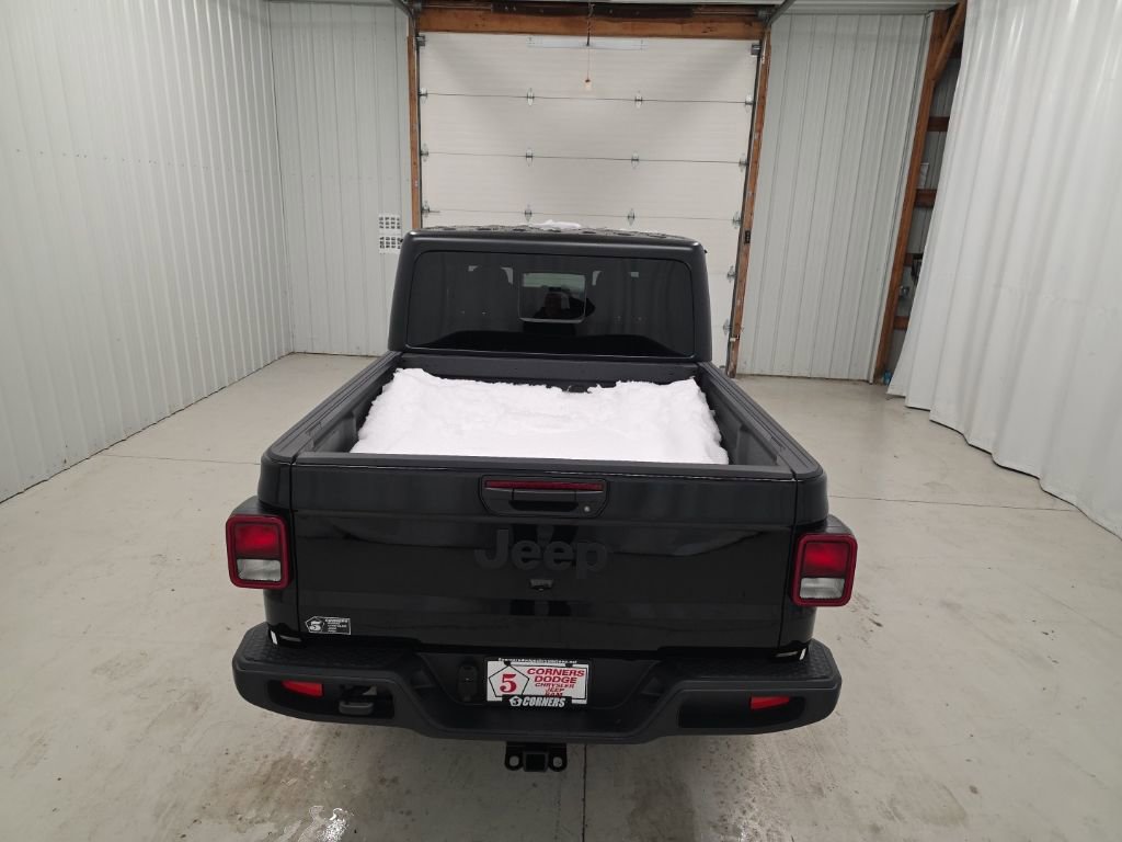 New 2026 Jeep Gladiator Sport AWD/4WD image 5