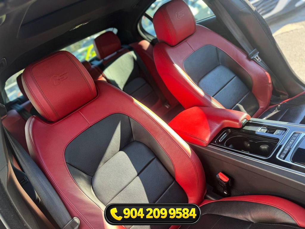 Used 2018 Jaguar XE S image 27