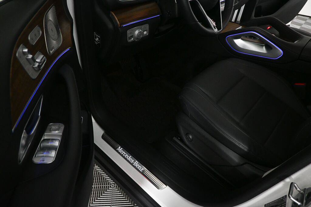 Certified 2025 Mercedes-Benz GLE 350 4MATIC image 7