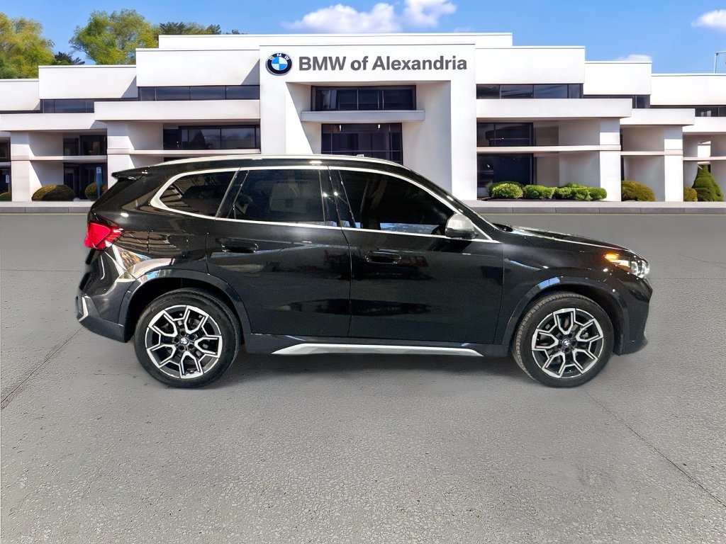 Used 2023 BMW X1 xDrive28i w/ Convenience Package AWD/4WD image 4