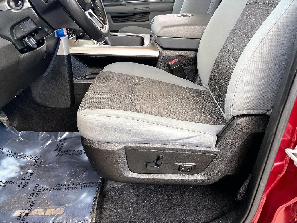 Used 2019 RAM 1500 Big Horn AWD/4WD image 33