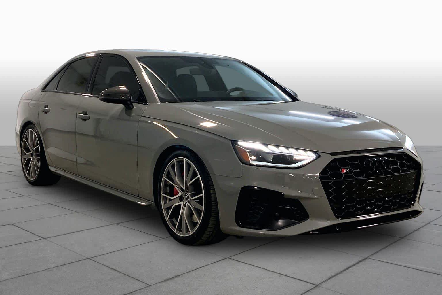 Used 2022 Audi S4 Premium Plus w/ Premium Plus Package image 2