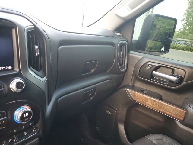 Used 2020 GMC Sierra 3500 Denali w/ Denali Ultimate Package AWD/4WD image 27