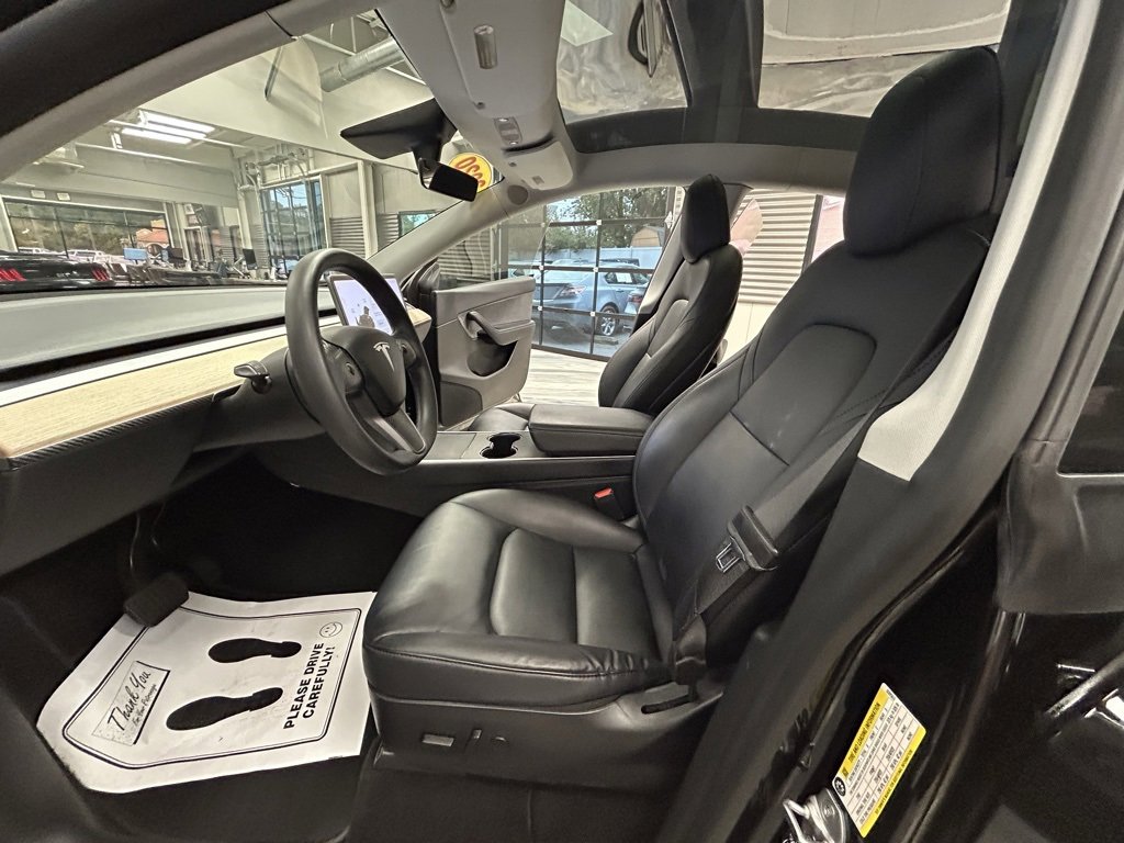 Used 2020 Tesla Model Y Long Range image 51