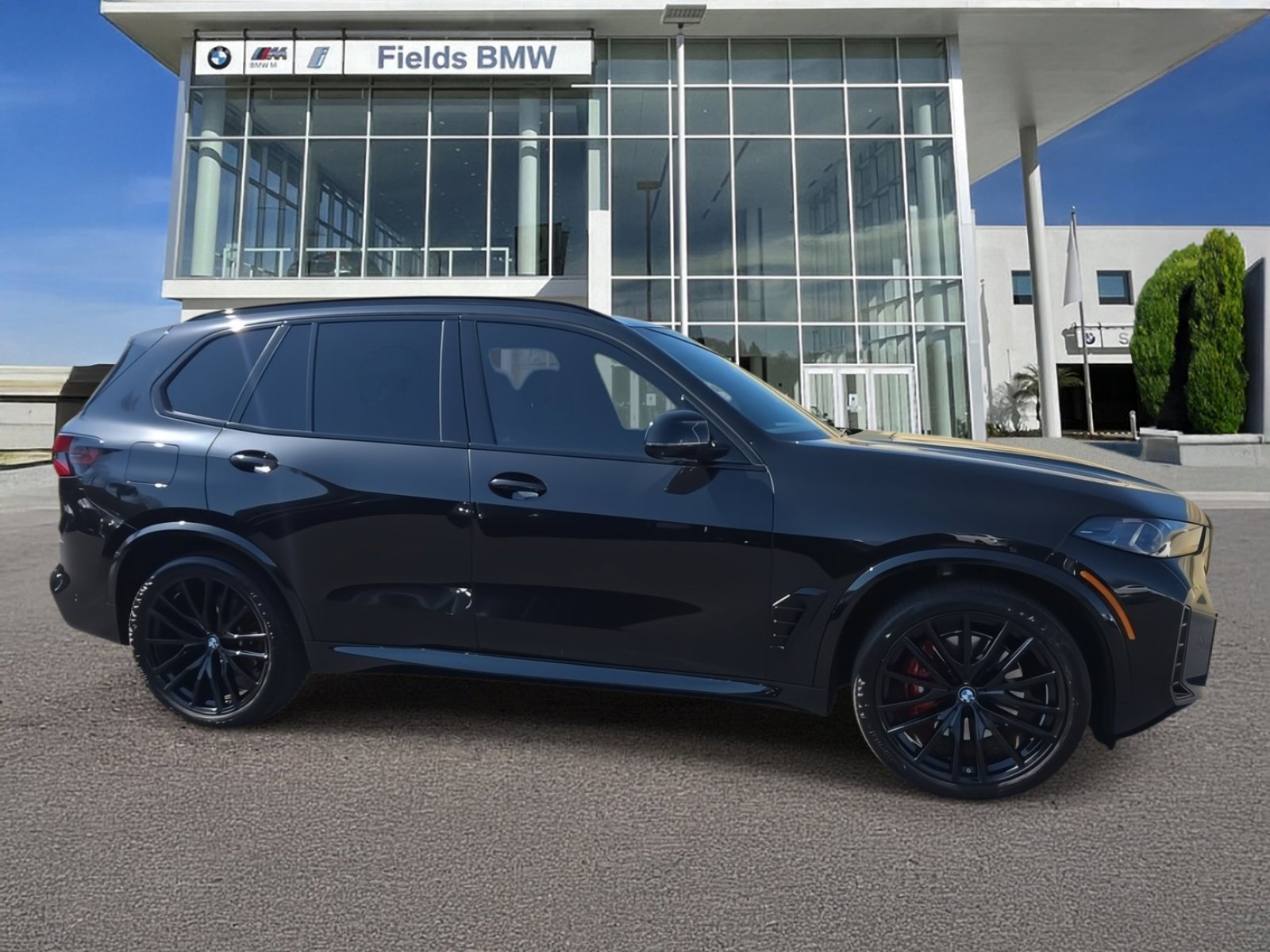 Used 2024 BMW X5 sDrive40i w/ M Sport Package image 1