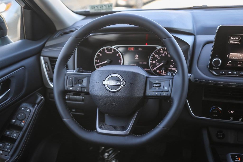 New 2026 Nissan Rogue SV FWD image 16