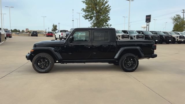 Used 2024 Jeep Gladiator Sport AWD/4WD image 9