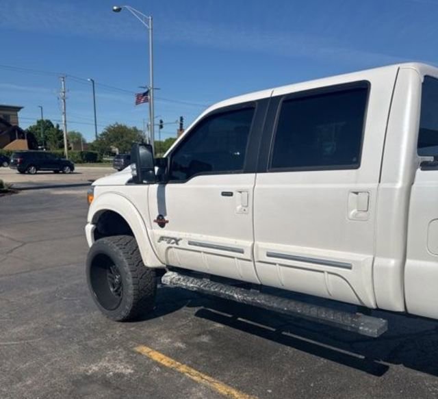 Used 2015 Ford F250 Lariat w/ Lariat Ultimate Package AWD/4WD image 13