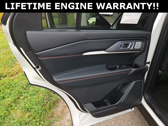 New 2025 Ford Explorer ST image 33