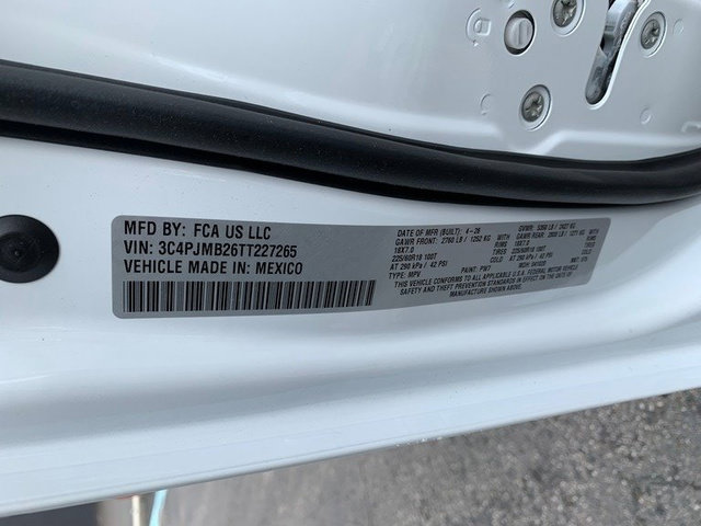 New 2026 Jeep Cherokee Laredo AWD/4WD image 19
