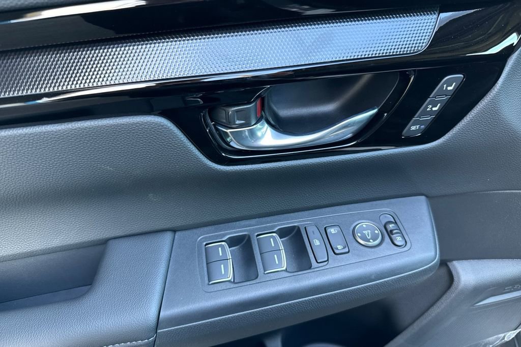 New 2026 Honda CR-V EX-L image 8