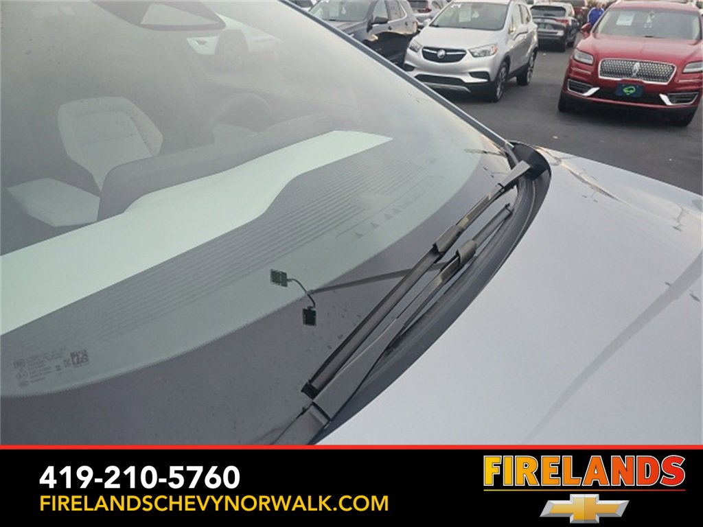 New 2026 Chevrolet Equinox EV LT image 17