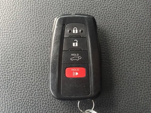 Used 2024 Toyota RAV4 XLE w/ Convenience Package FWD image 34