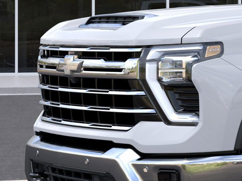 New 2025 Chevrolet Silverado 3500 LTZ w/ LTZ Convenience Package AWD/4WD image 13