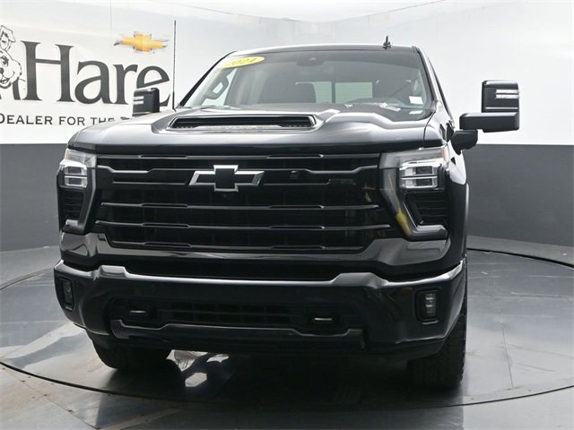 Used 2024 Chevrolet Silverado 2500 LTZ w/ LTZ Plus Package image 7