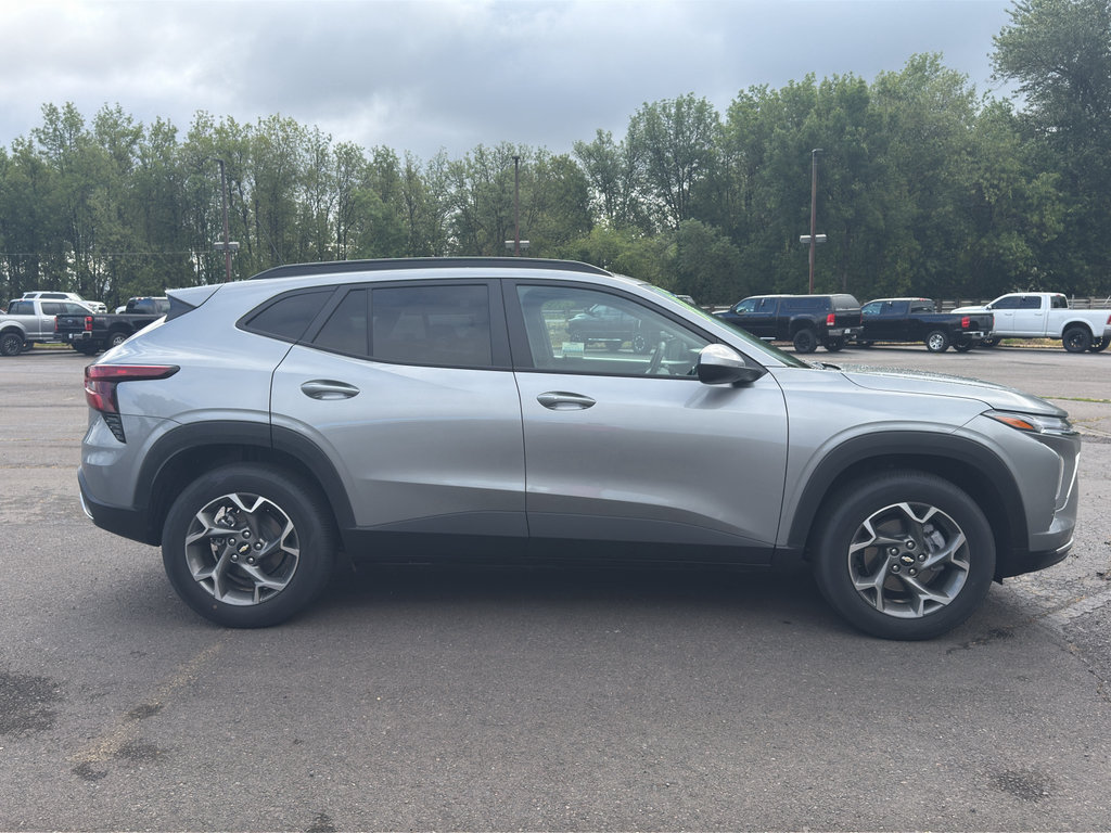 New 2025 Chevrolet Trax LT w/ Driver Confidence Package FWD image 25
