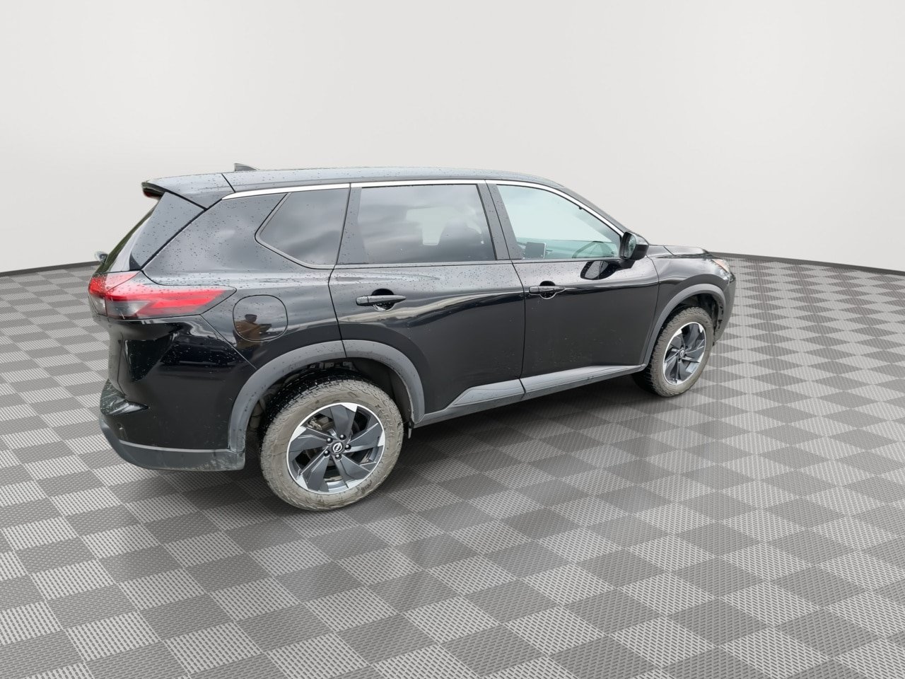 Used 2024 Nissan Rogue SV AWD/4WD image 8