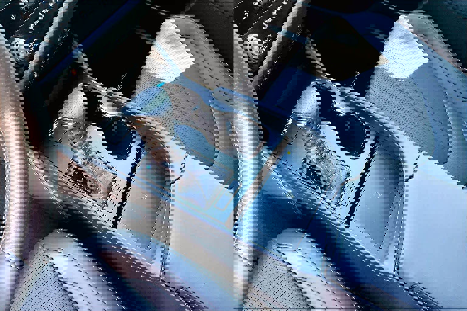 Used 2023 Lexus ES 350 F Sport w/ Accessory Package (Z2) image 17