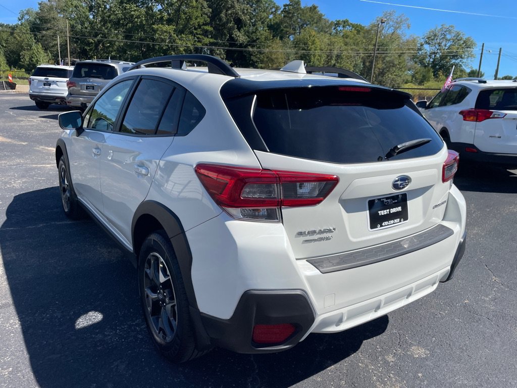 Used 2020 Subaru Crosstrek 2.0i Premium w/ Moonroof Package 1 AWD/4WD image 4