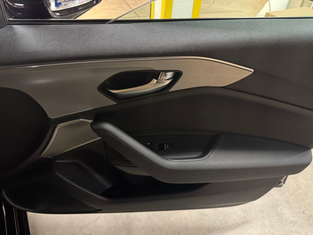 Certified 2022 Acura TLX w/ Technology Package image 31