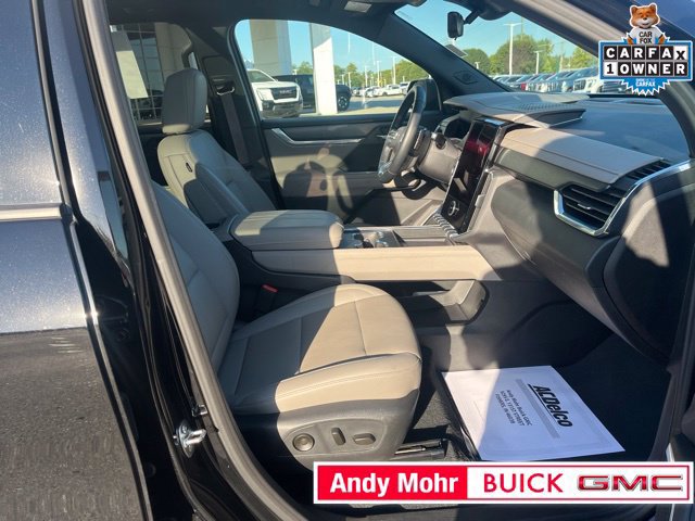 Used 2026 GMC Acadia Elevation w/ Elevation Premium Package FWD image 45