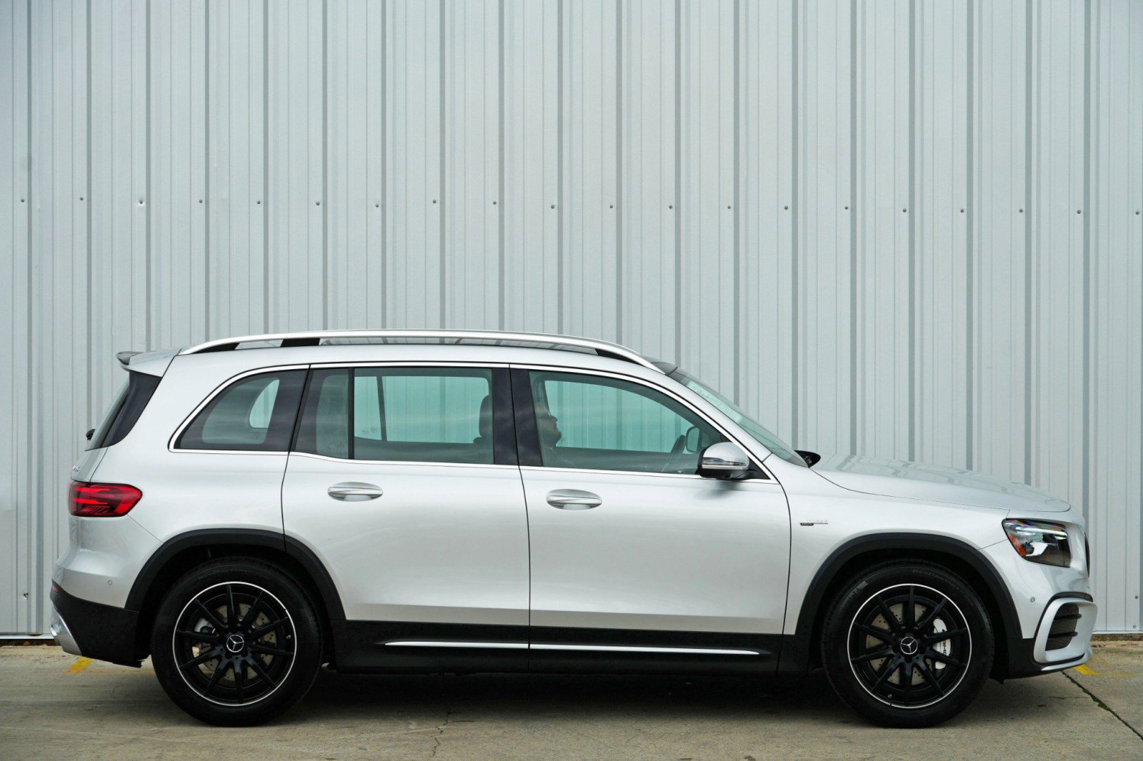 Used 2024 Mercedes-Benz GLB 35 AMG 4MATIC image 63