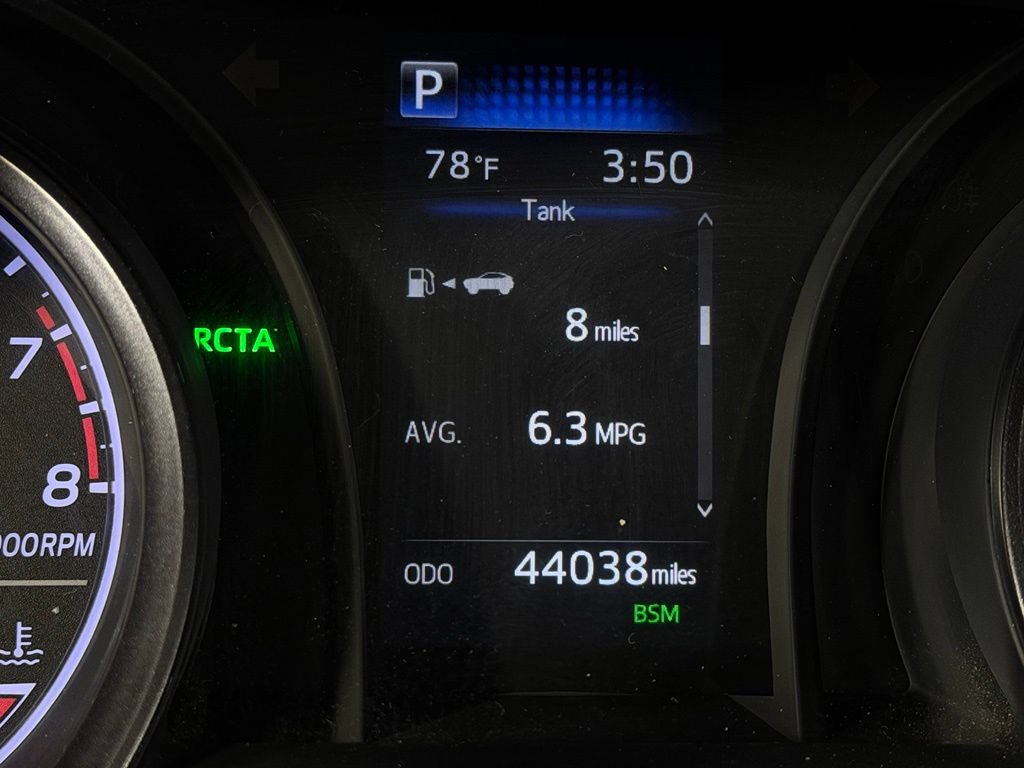 Used 2023 Toyota Camry SE w/ Convenience Package FWD image 15