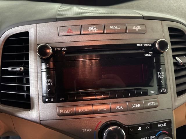 Used 2011 Toyota Venza AWD w/ Convenience Pkg image 23