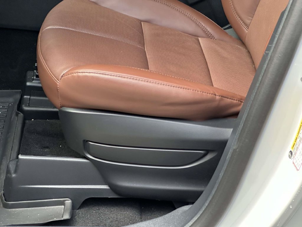 Used 2026 Lincoln Aviator Reserve AWD/4WD image 17