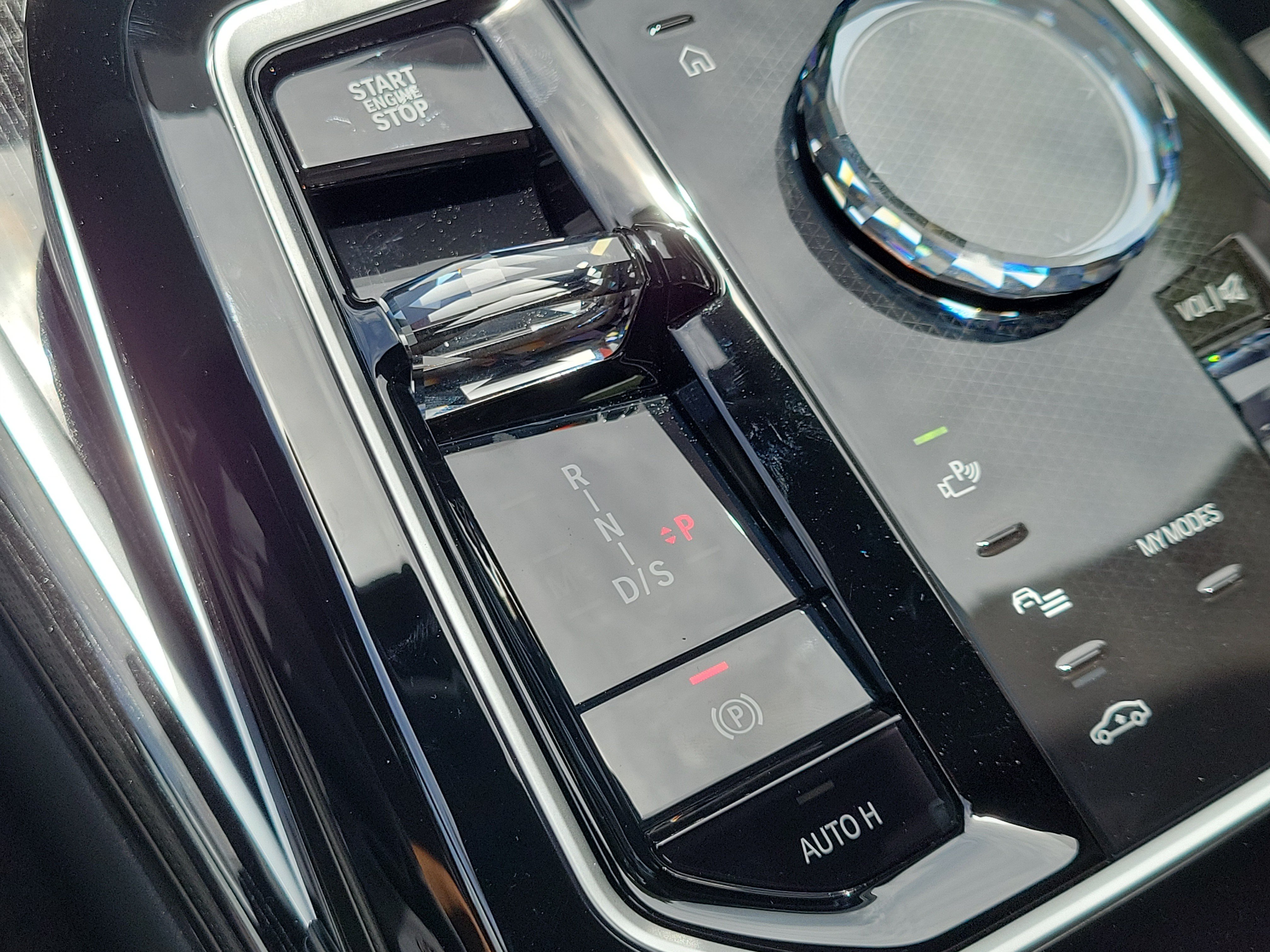 New 2026 BMW 740i w/ Executive Package RWD image 28