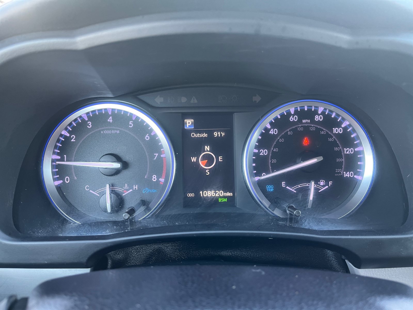 Used 2019 Toyota Highlander XLE AWD/4WD image 10