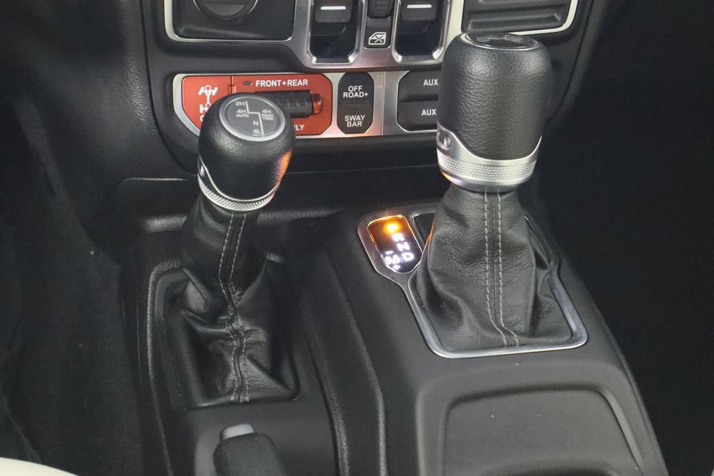 Used 2024 Jeep Wrangler Unlimited Rubicon 4xe w/ Safety Group AWD/4WD image 25