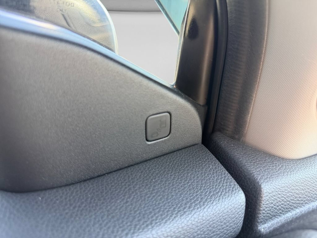 Used 2022 Honda Pilot Special Edition image 32