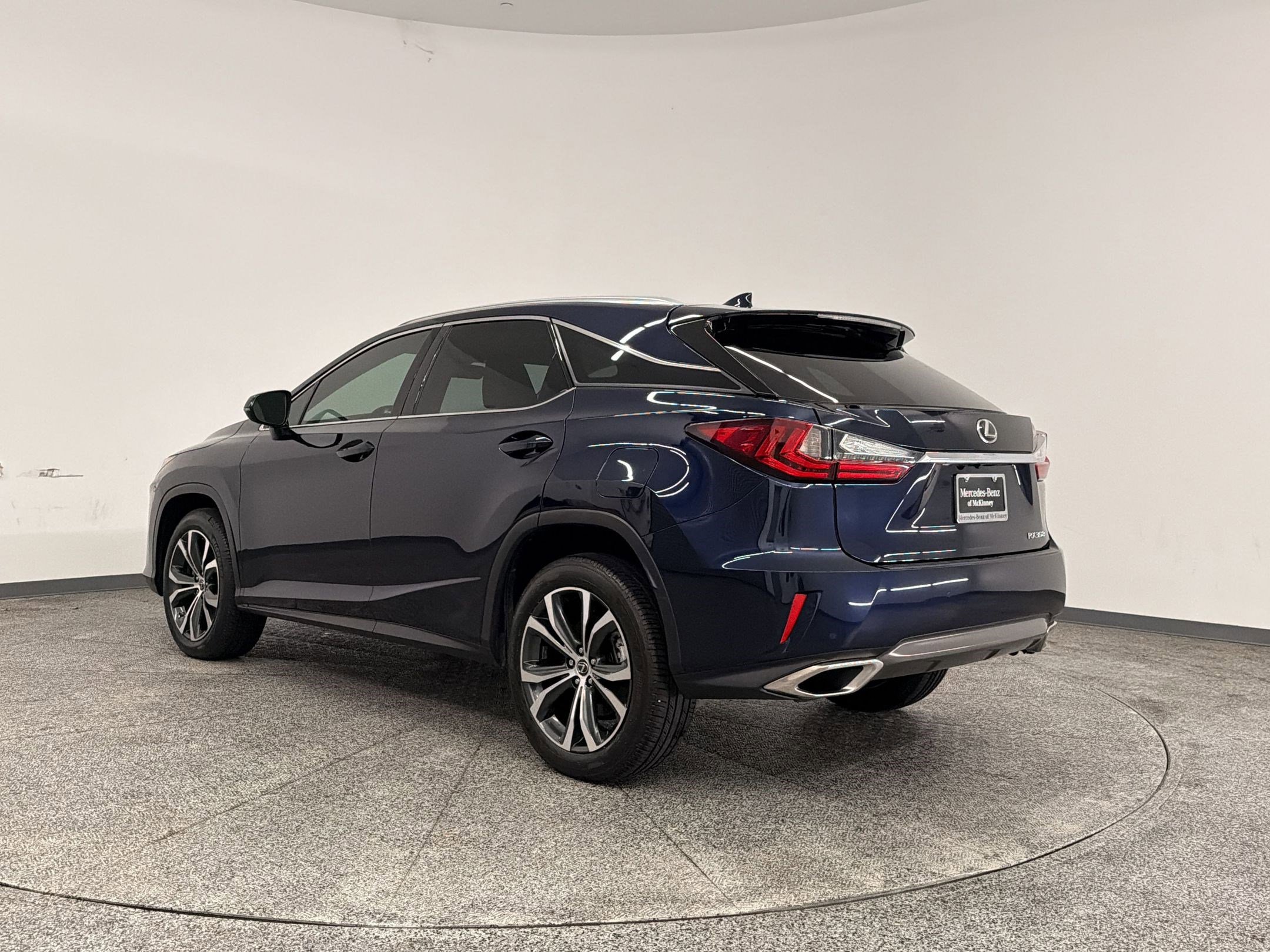 Used 2019 Lexus RX 350 FWD w/ Navigation Package image 3