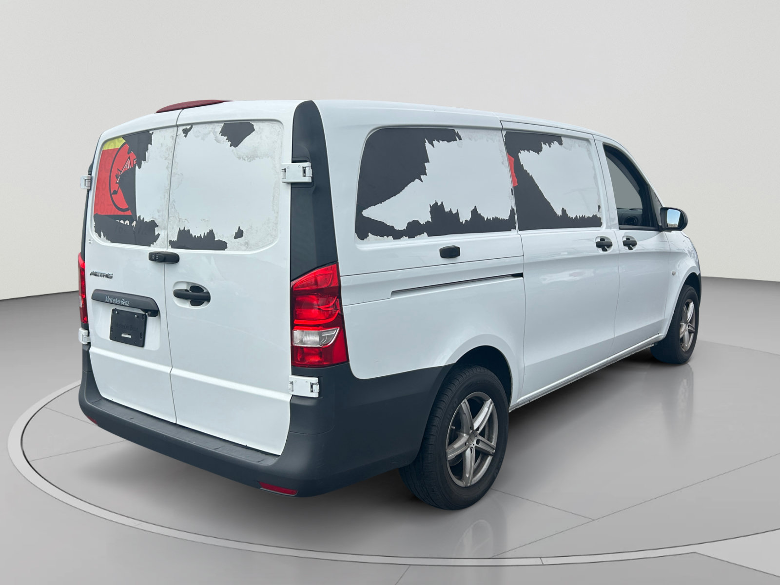 Used 2021 Mercedes-Benz Metris image 5