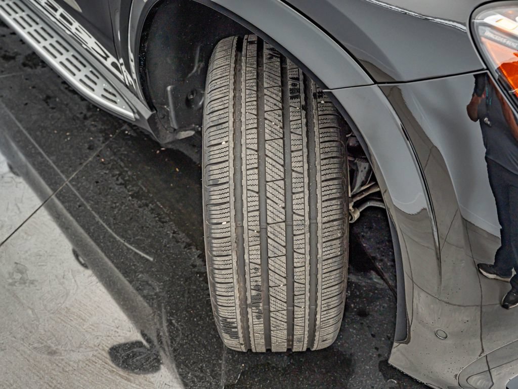 Certified 2025 Mercedes-Benz GLE 580 4MATIC image 49