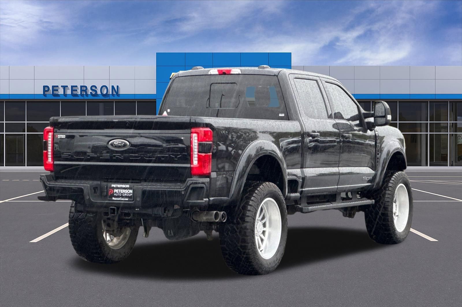 Used 2024 Ford F350 Lariat w/ Lariat Ultimate Package AWD/4WD image 4