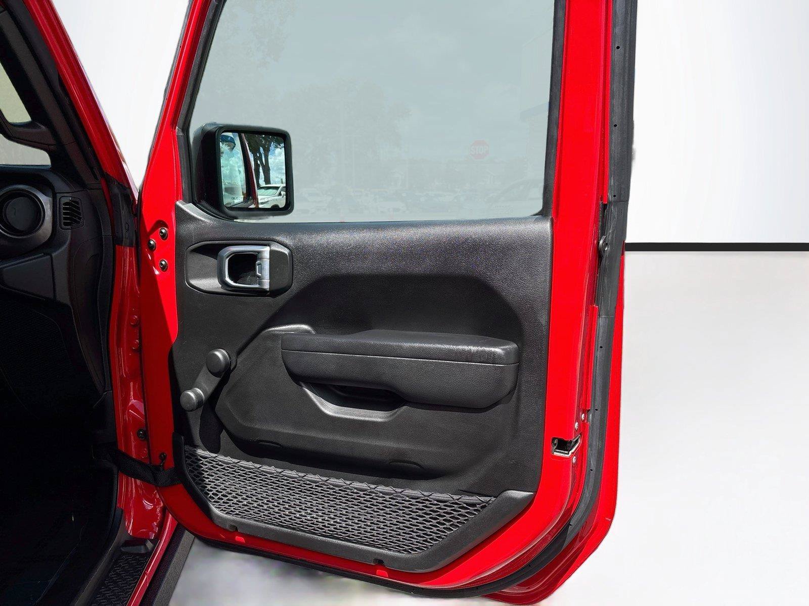 Used 2023 Jeep Gladiator Sport AWD/4WD image 27
