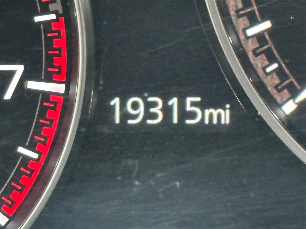 Used 2023 MAZDA MAZDA3 s image 33