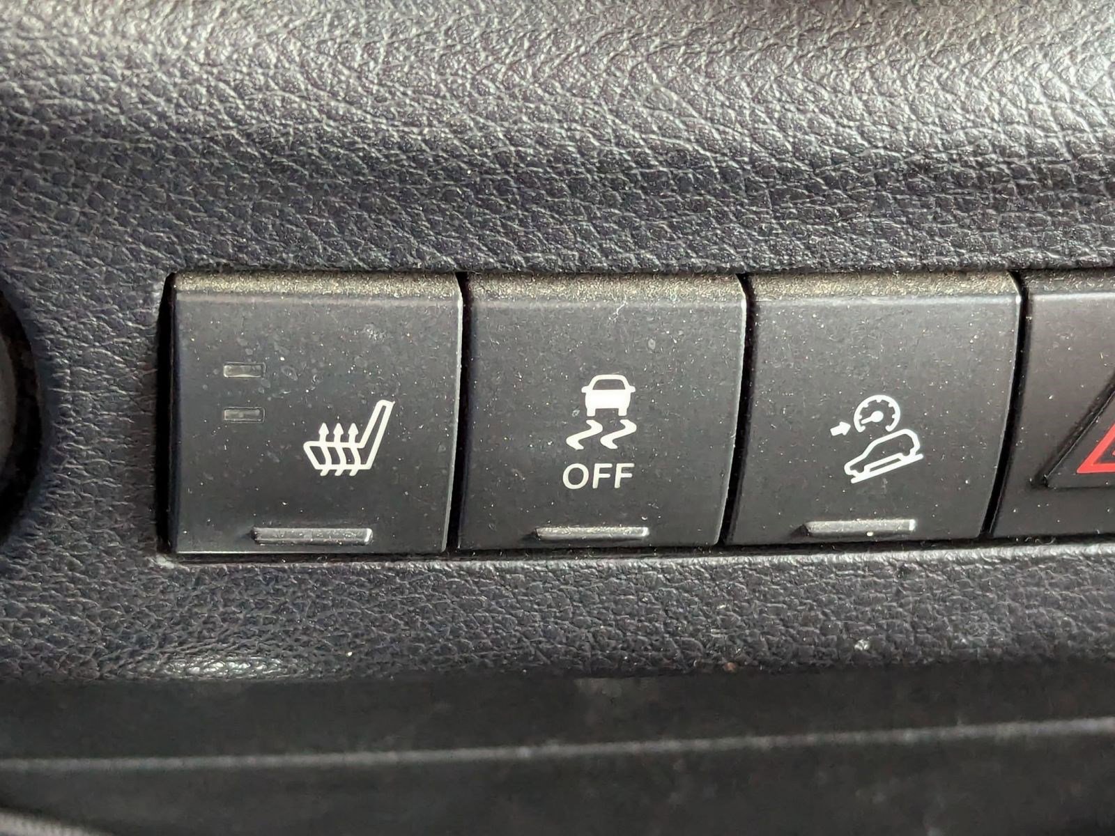 Used 2017 Jeep Wrangler Unlimited Sahara image 27