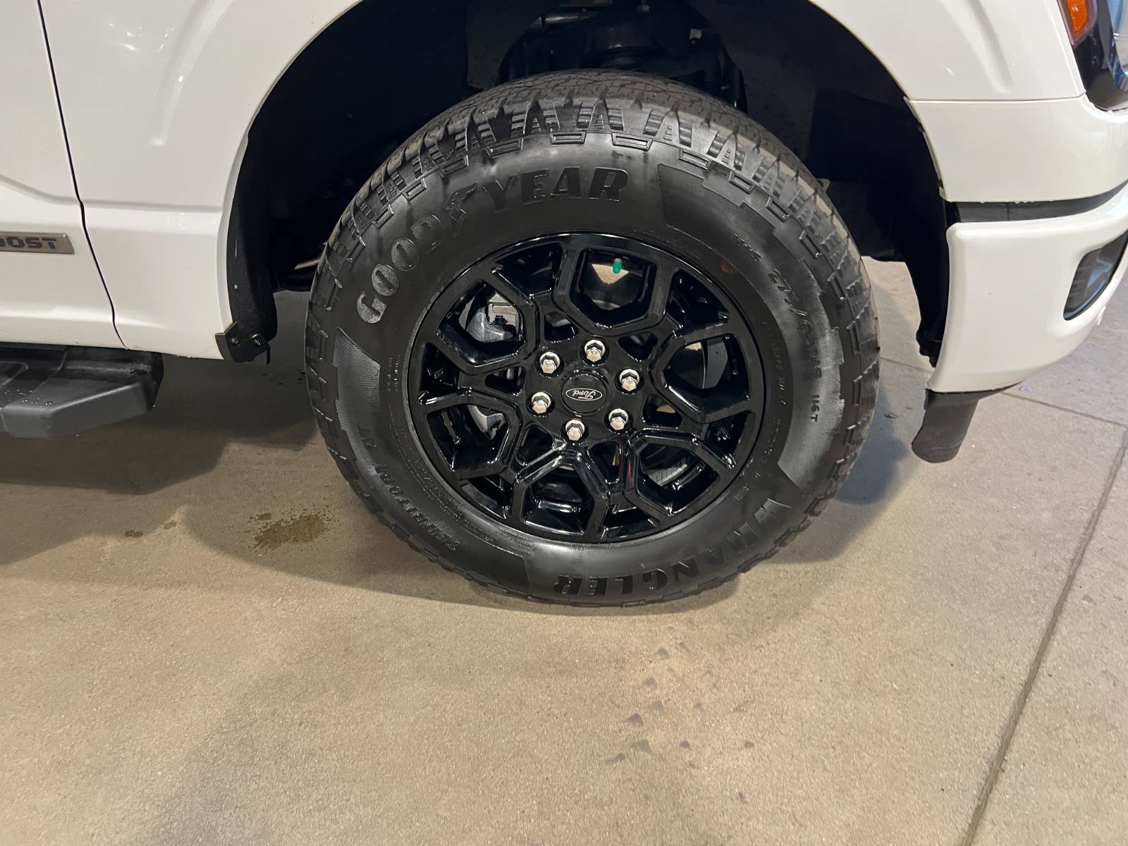 Used 2024 Ford F150 XLT w/ Equipment Group 302A MID image 39