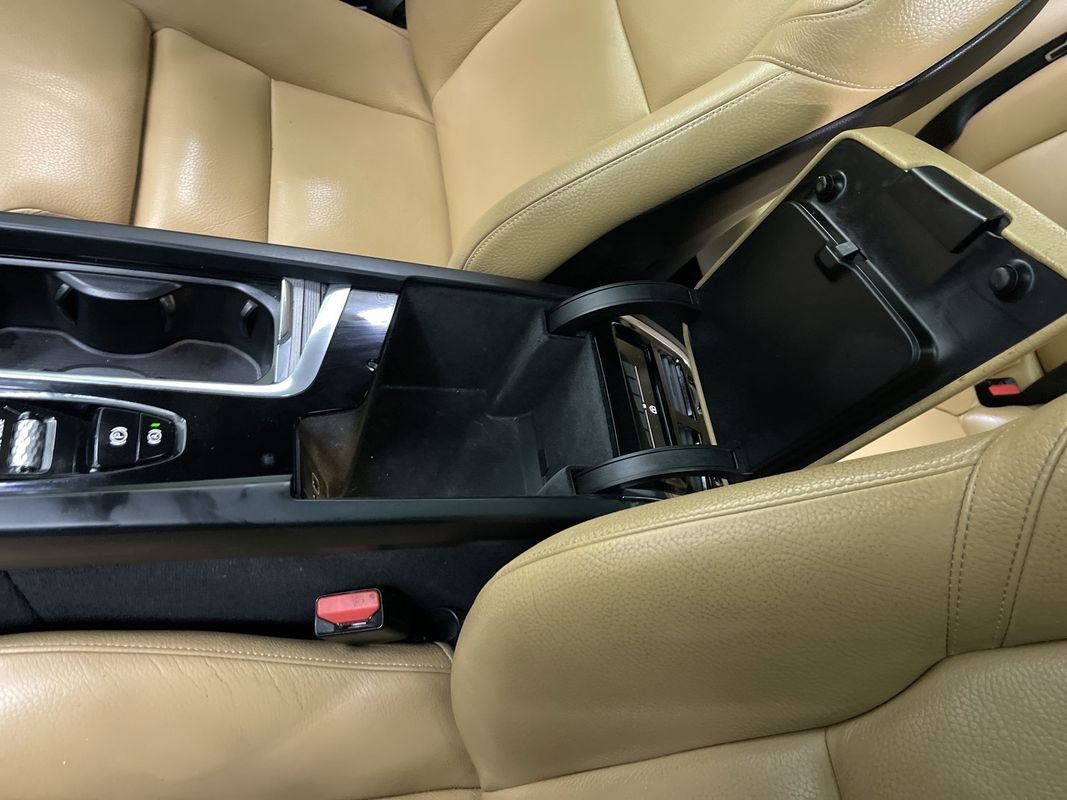 Used 2018 Volvo XC60 T6 Inscription w/ Vision Package image 26