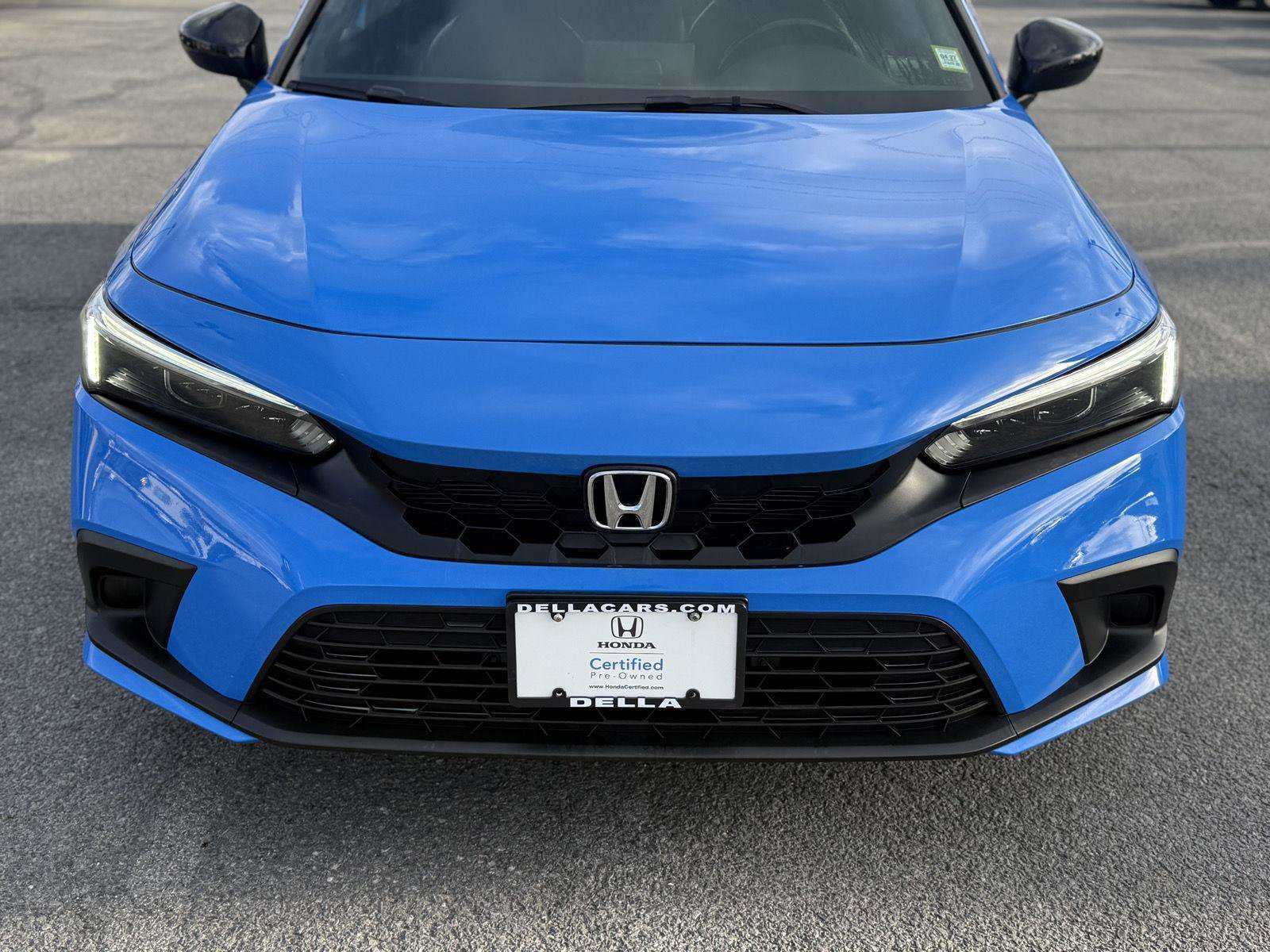 Used 2022 Honda Civic Sport image 2
