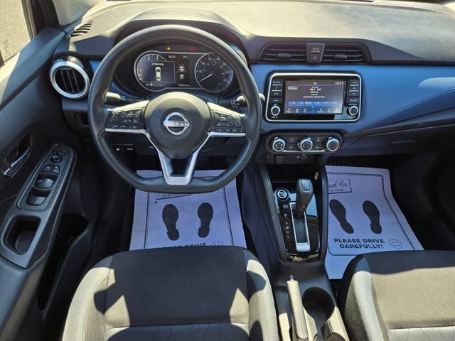 Used 2023 Nissan Versa SV FWD image 13