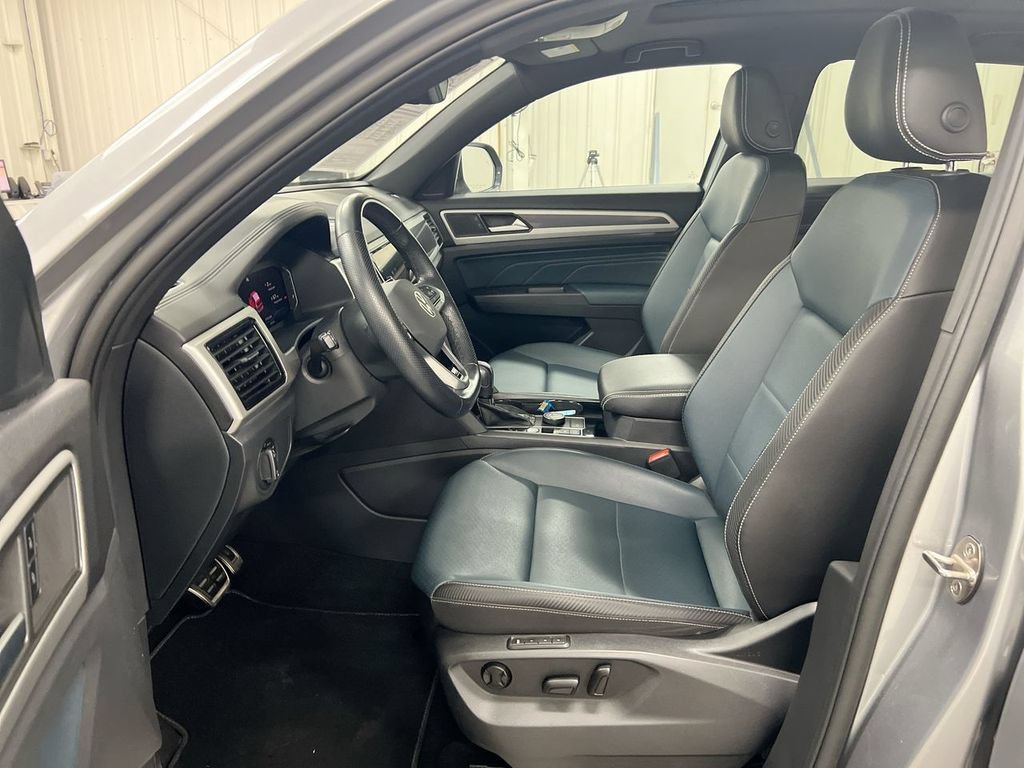 Used 2021 Volkswagen Atlas Cross Sport SEL R-Line AWD/4WD image 20