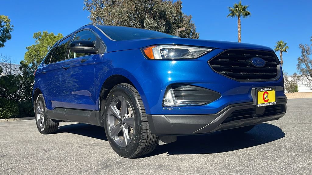 Used 2022 Ford Edge SEL w/ Sport Appearance Package image 5