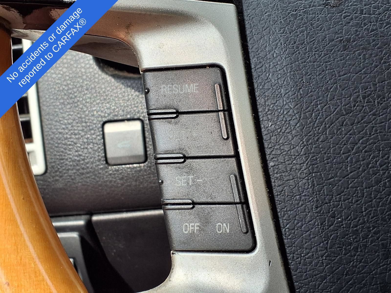 Used 2009 Lincoln MKX AWD image 26
