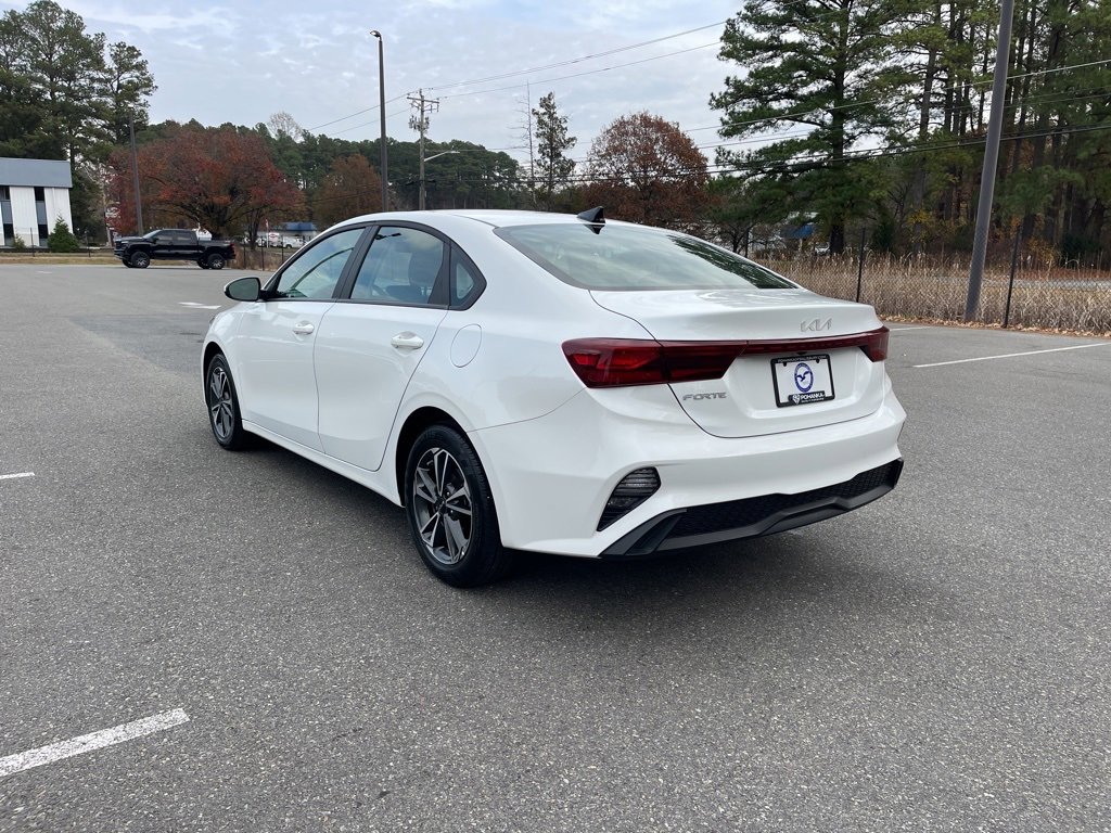 Used 2024 Kia Forte LXS image 7