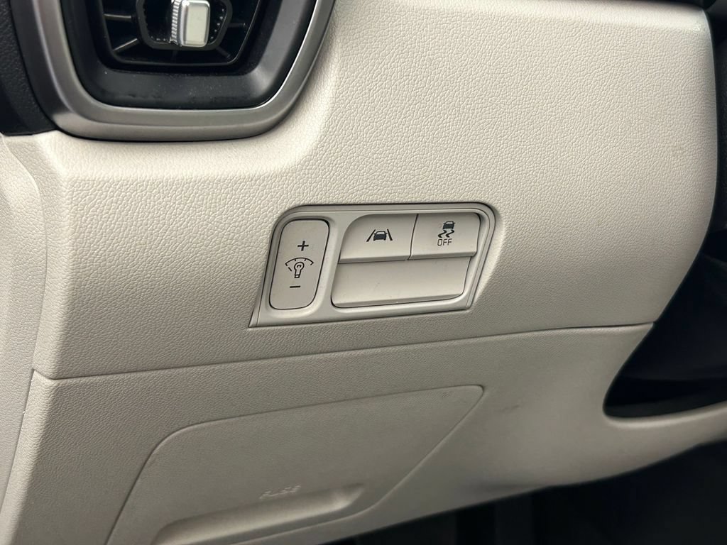 Used 2023 Kia Sorento S FWD image 45